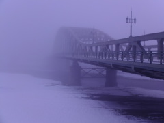 霧の旭橋