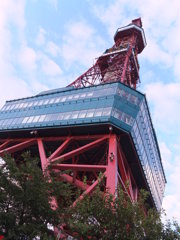 テレビ塔さんこんいちは