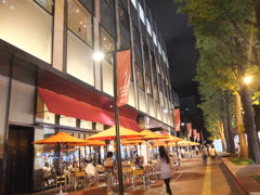 赤レンガテラス夜の顔