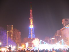 テレビ塔さん今日は着飾って