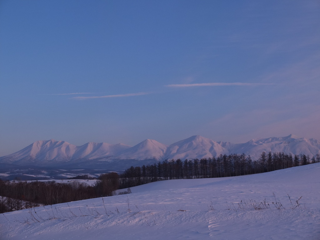 十勝岳の峰峰