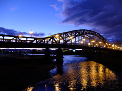 夕暮れの旭橋