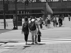 お手手つないで