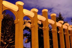 夜の公園の一角で