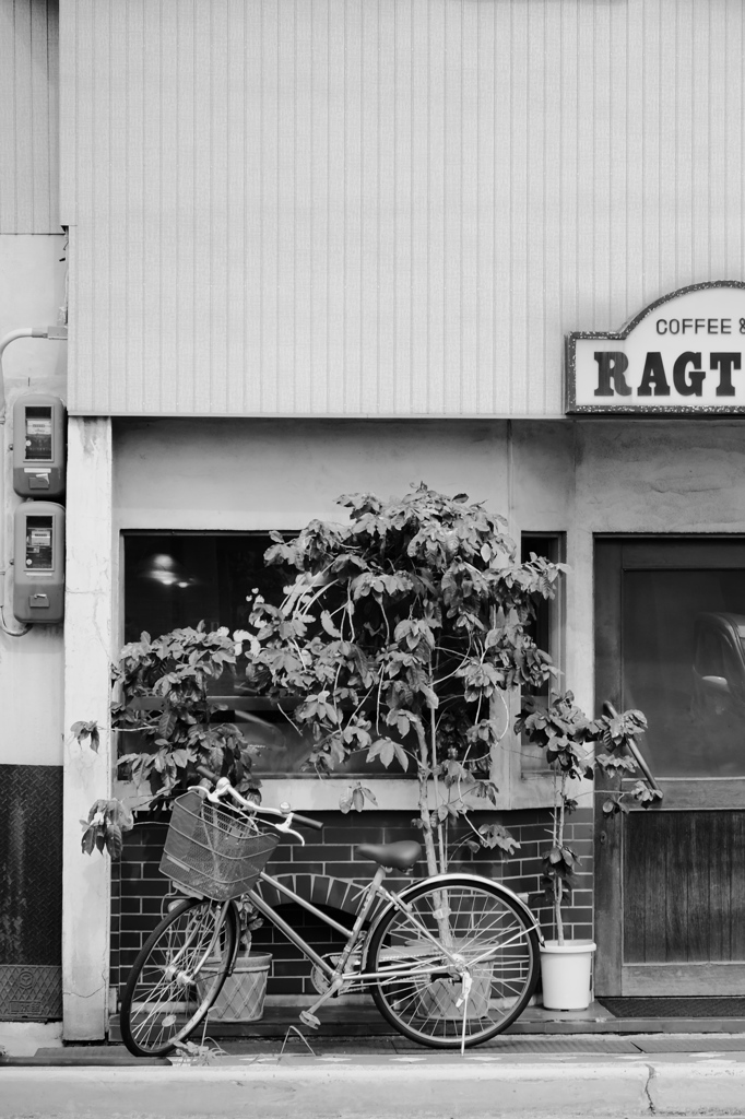 喫茶店と自転車