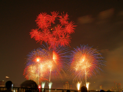 みなとこうべ海上花火大会
