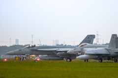 厚木基地