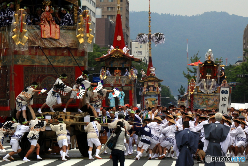 2016祇園祭４．辻回し2（月鉾）