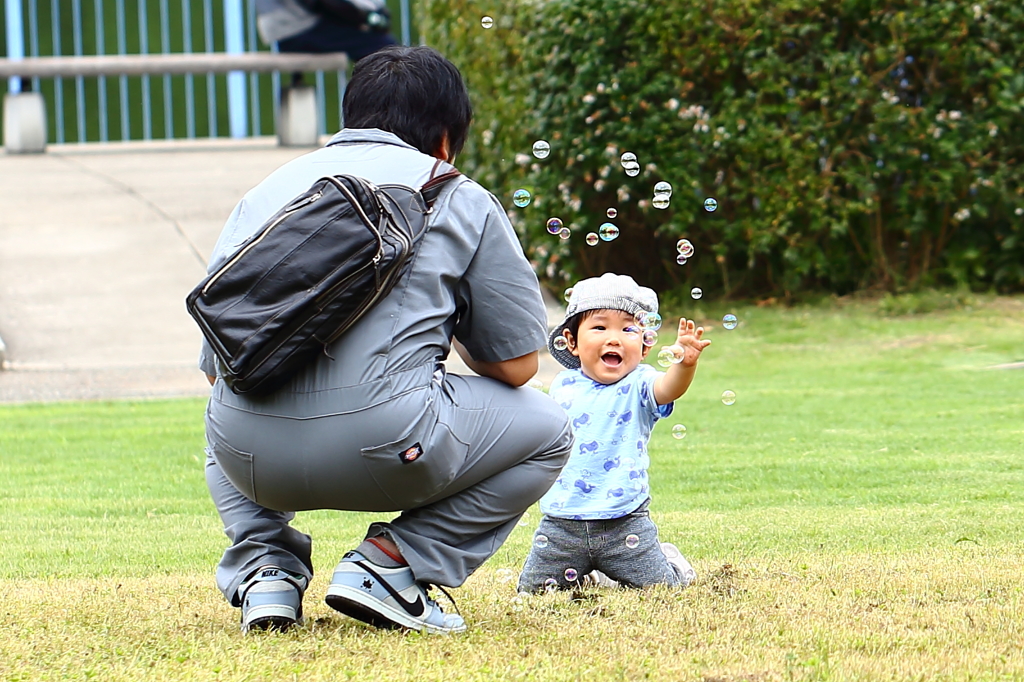 ♪風風吹くな♪シャボン玉とばそ～♪