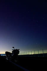 星空とバイク