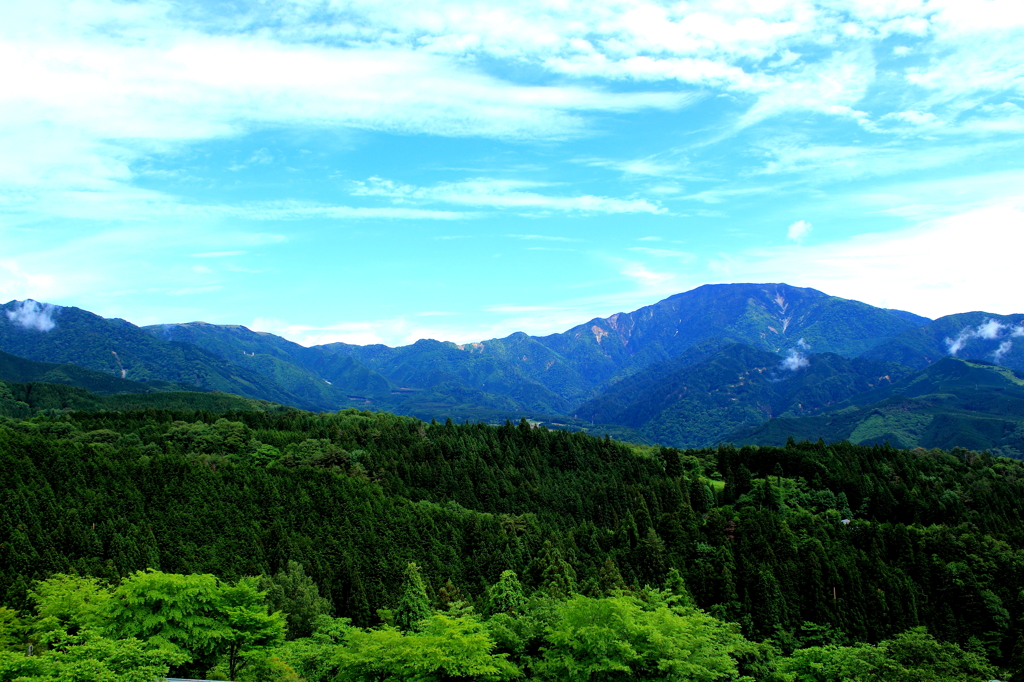 雨上がりの恵那山