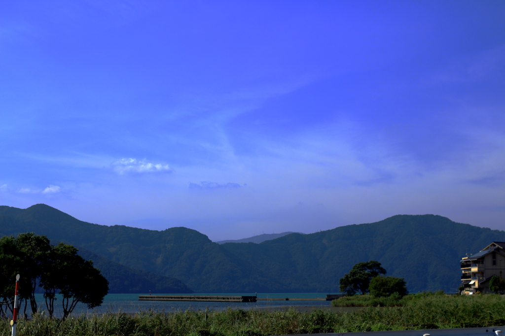 琵琶湖の空