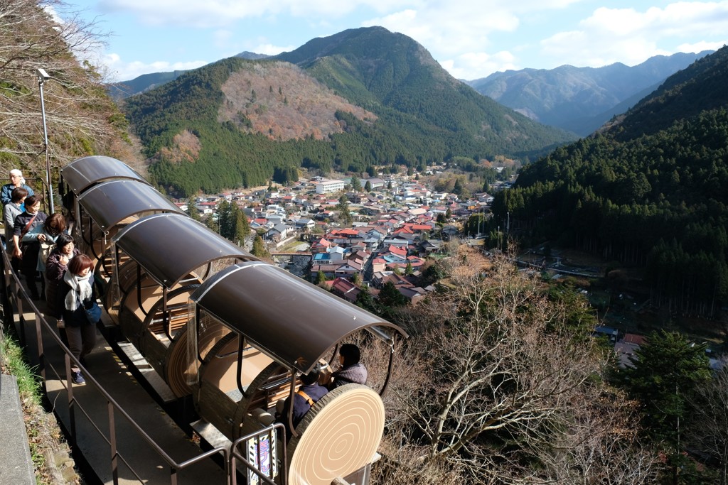 山あいの町