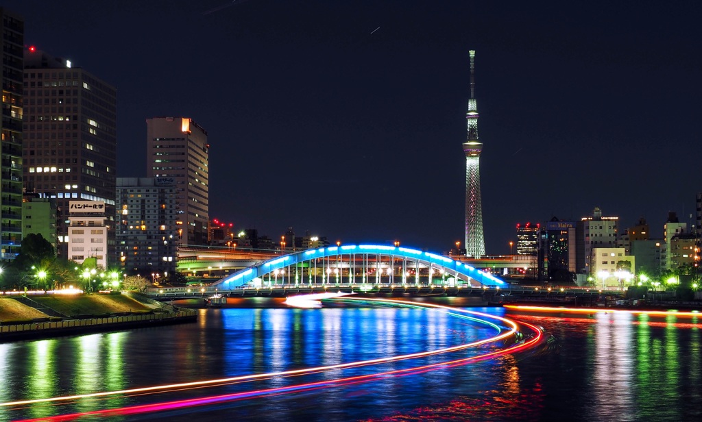 スカイツリーと永代橋