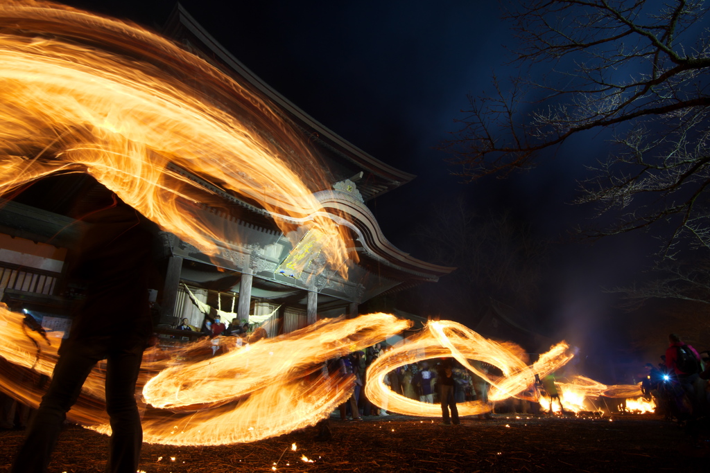 五穀豊穣を火龍に願う
