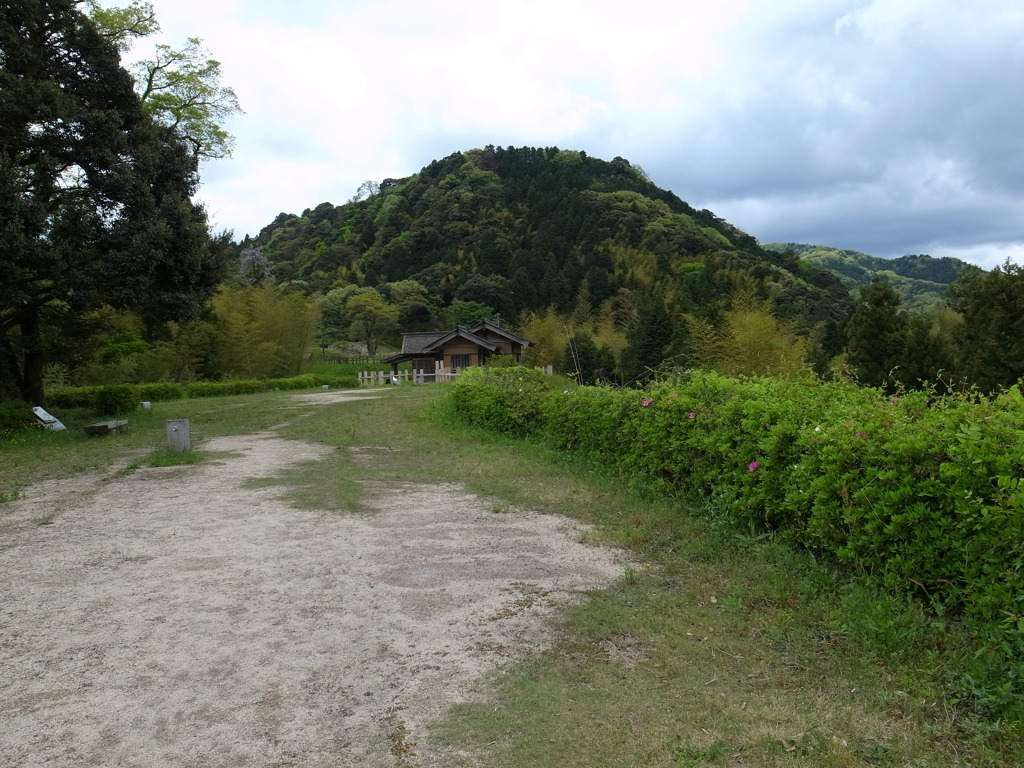 月山富田城の花ノ壇