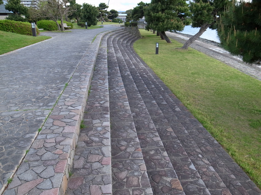 白潟公園の石段