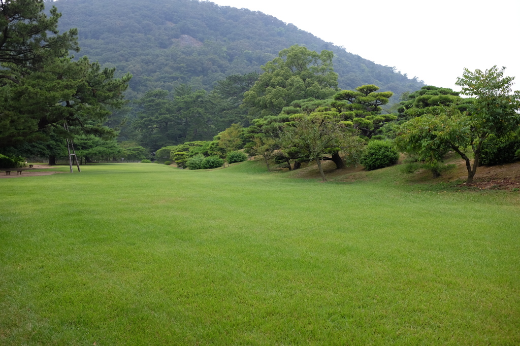 緑あふれる栗林公園