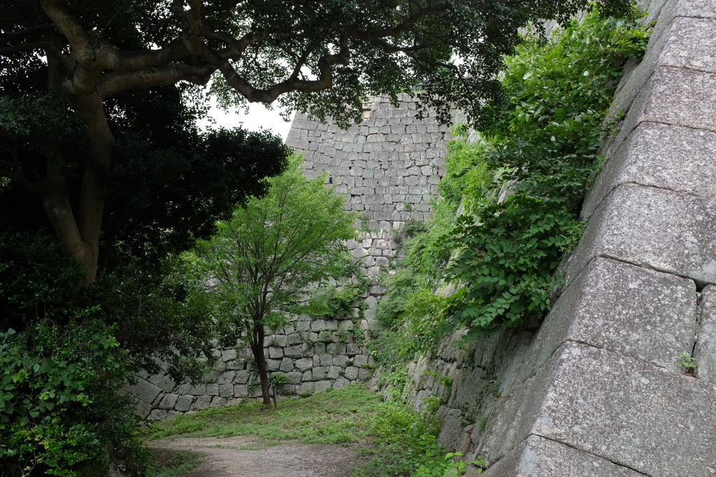 丸亀城の石垣