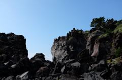 岩場と青空