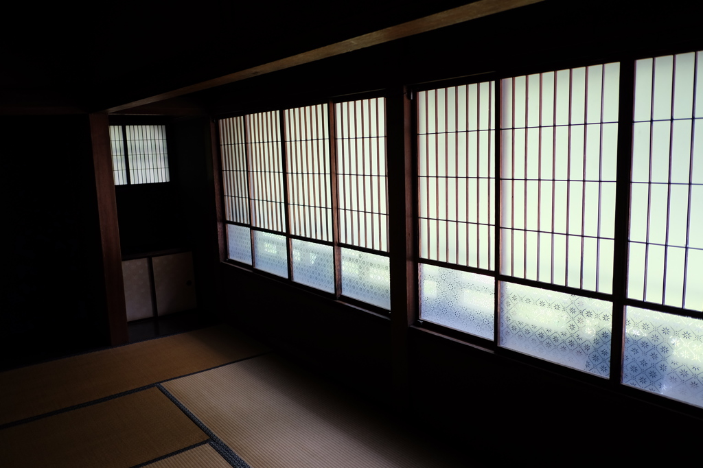 高橋是清邸の窓ガラス
