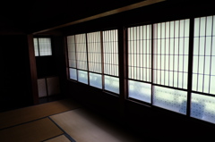 高橋是清邸の窓ガラス