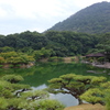 栗林公園の池と緑