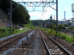 続く線路