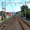 続く線路