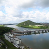 木曽川と水門