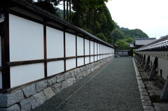 松山城二之丸史跡庭園の長塀
