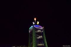 夜のチューリップタワー