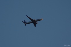 上空通過