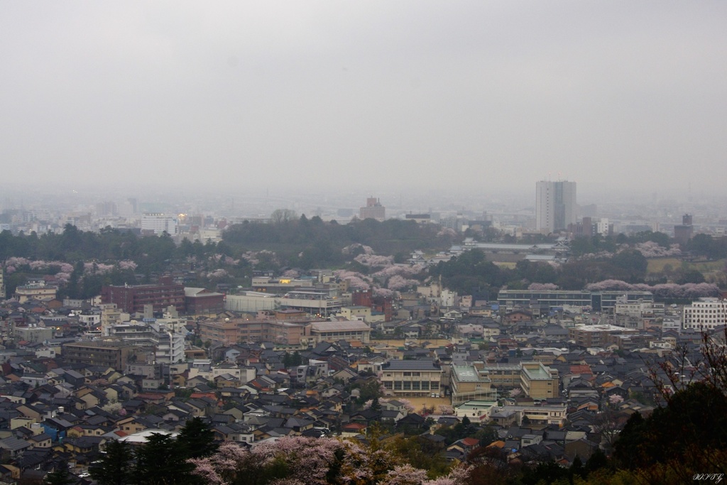卯辰山から見た金沢市街
