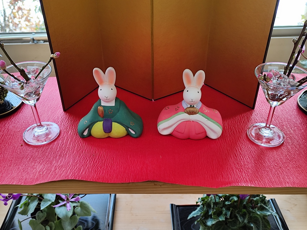 ひな壇
