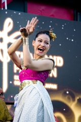 タイは舞い踊る４