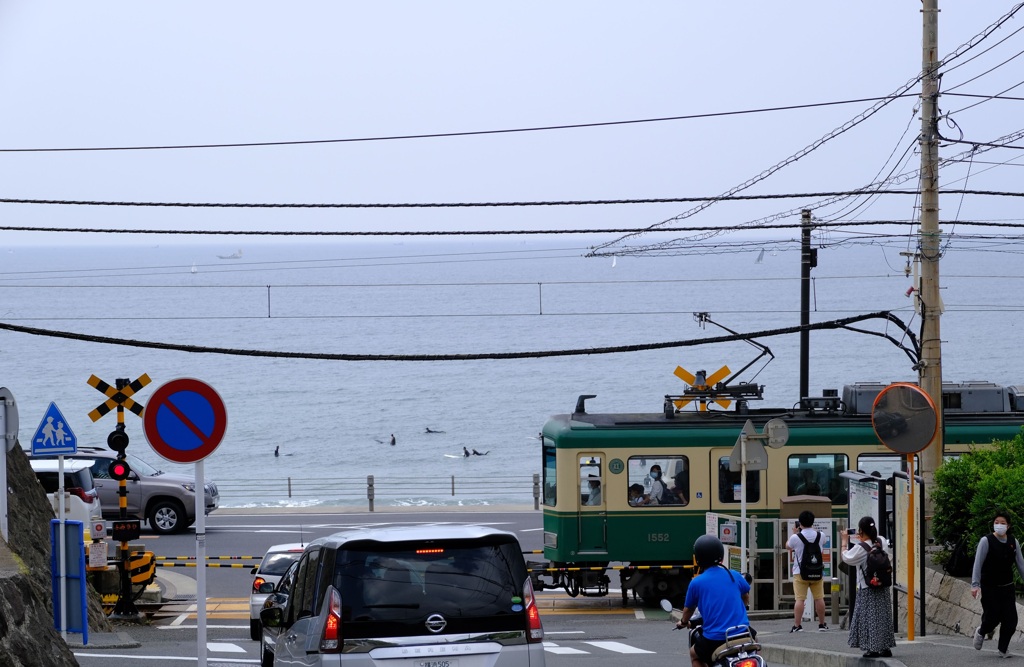 鎌倉高校前の踏切