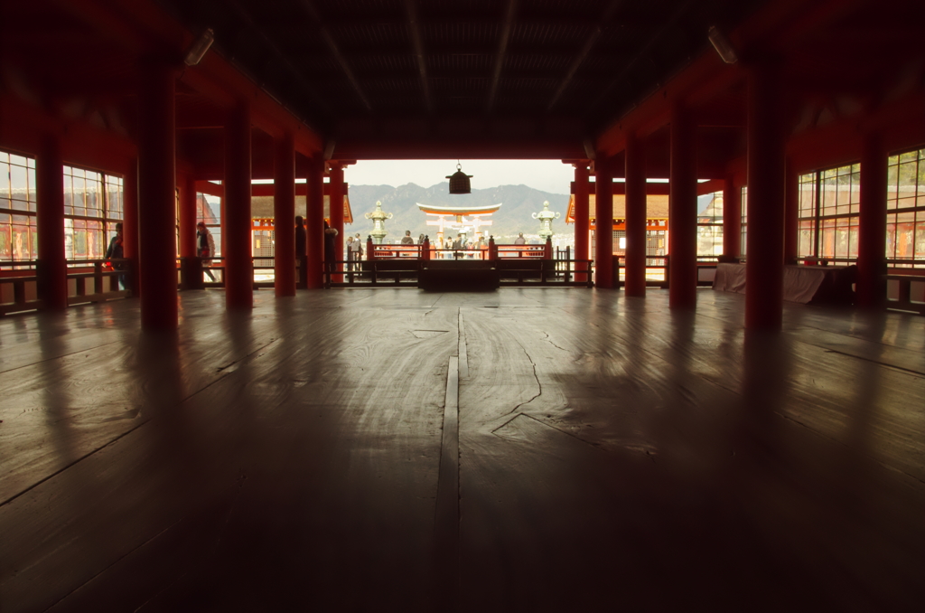 厳島神社