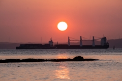 夜明けの浦賀水道