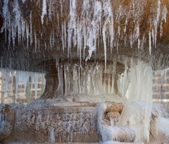 Freezing fountain