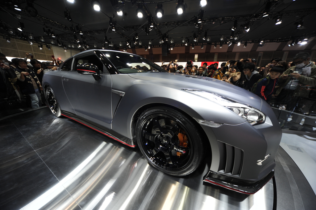 NISSAN GT-R