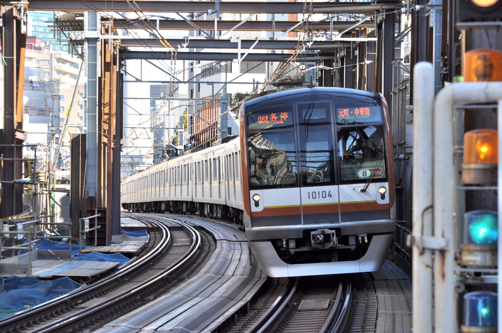 工事中の代官山駅