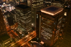仕事始めの　東京