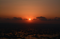 春の散居村