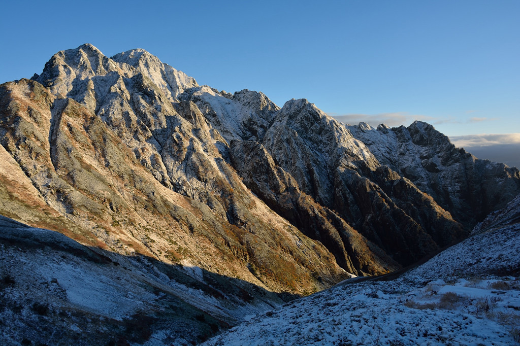 初冠雪の剱岳 