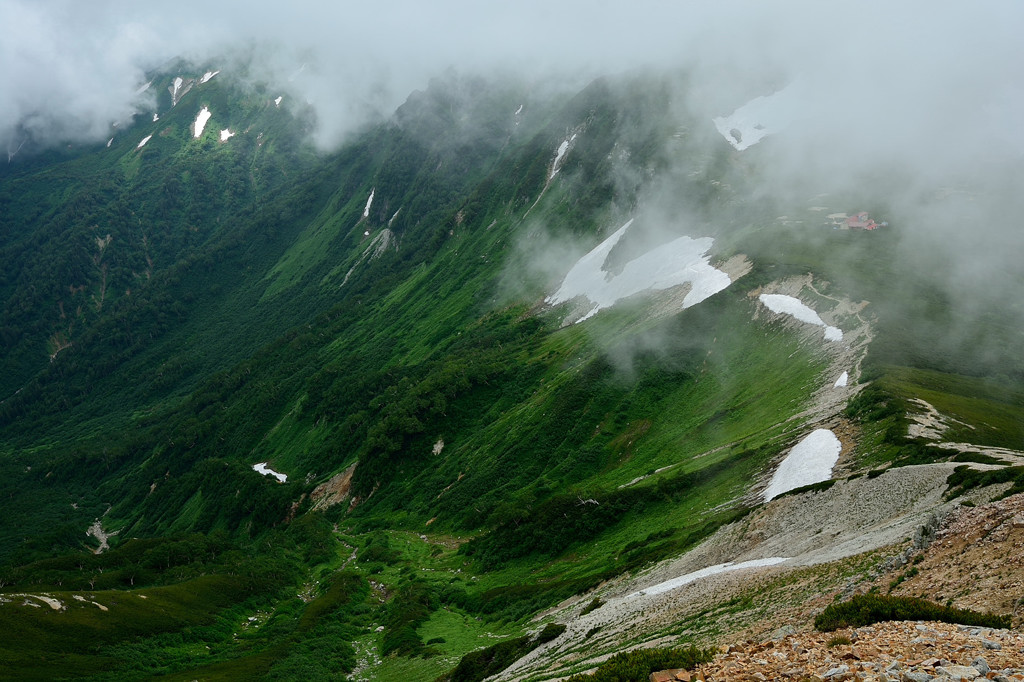 鷲羽岳より三俣山荘