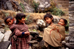 昔撮った　ネパール山村の子供たち