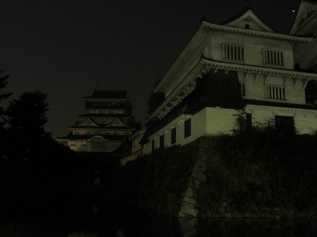 夜の小倉城　②