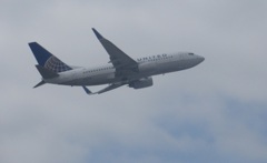 UNITED　B737離陸