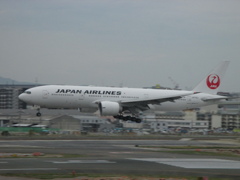 JAL B777-200ERの着陸